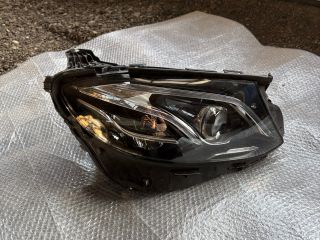 bontott MERCEDES-BENZ E-CLASS Jobb Fényszóró