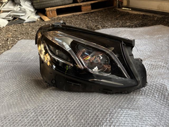 bontott MERCEDES-BENZ E-CLASS Jobb Fényszóró