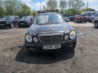 bontott MERCEDES-BENZ E-CLASS Jobb Fényszórómosó Fúvóka