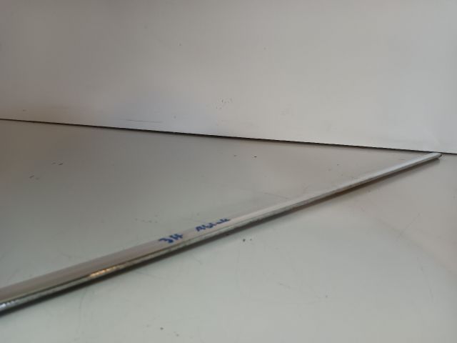 bontott MERCEDES-BENZ E-CLASS Jobb hátsó Ablak Díszléc