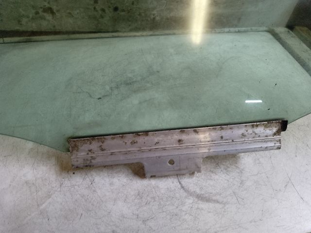 bontott MERCEDES-BENZ E-CLASS Jobb hátsó Ablak