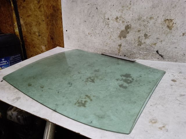 bontott MERCEDES-BENZ E-CLASS Jobb hátsó Ablak