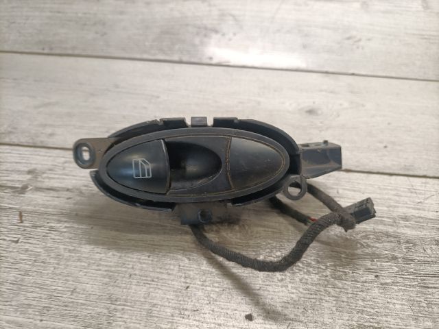 bontott MERCEDES-BENZ E-CLASS Jobb hátsó Ablakemelő Kapcsoló