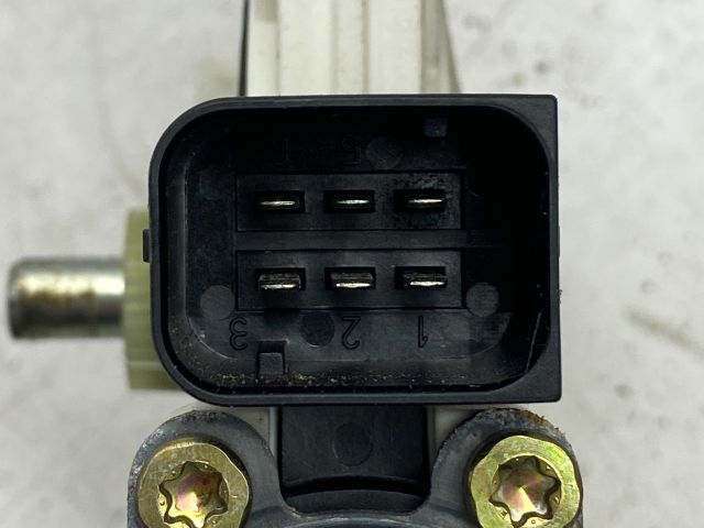 bontott MERCEDES-BENZ E-CLASS Jobb hátsó Ablakemelő Motor