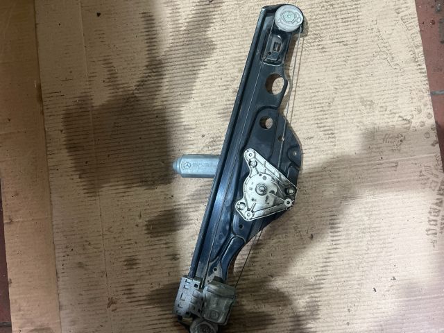 bontott MERCEDES-BENZ E-CLASS Jobb hátsó Ablakemelő Motor