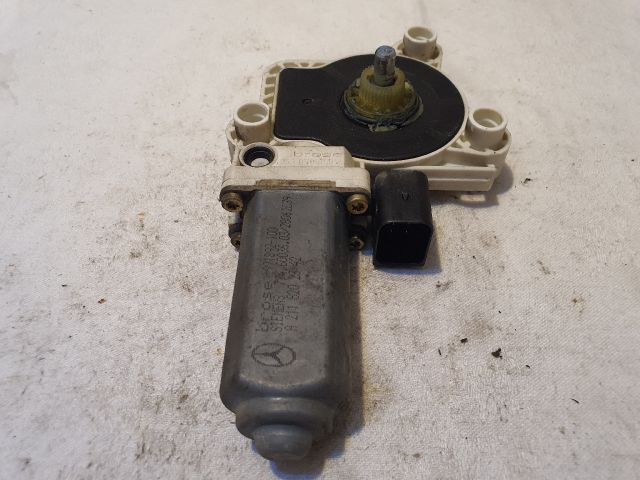 bontott MERCEDES-BENZ E-CLASS Jobb hátsó Ablakemelő Motor