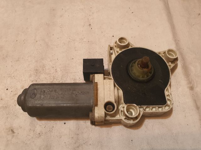 bontott MERCEDES-BENZ E-CLASS Jobb hátsó Ablakemelő Motor