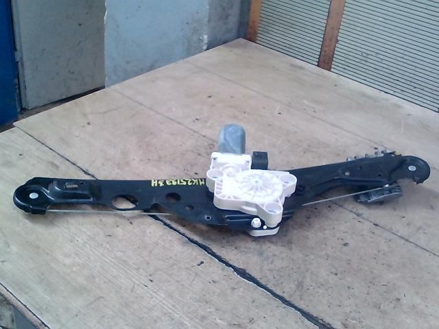 bontott MERCEDES-BENZ E-CLASS Jobb hátsó Ablakemelő Szerkezet (Elektromos)