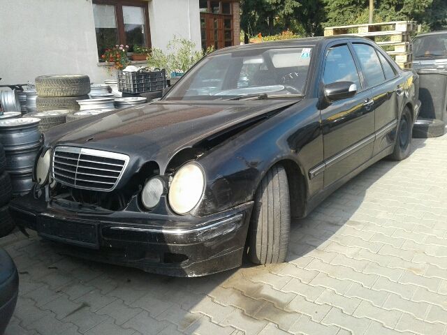 bontott MERCEDES-BENZ E-CLASS Jobb hátsó Ablakemelő Szerkezet (Mechanikus)