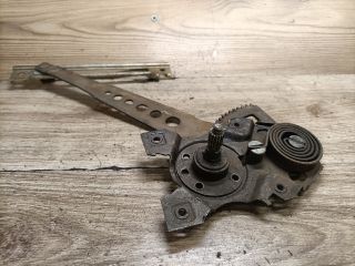 bontott MERCEDES-BENZ E-CLASS Jobb hátsó Ablakemelő Szerkezet (Mechanikus)