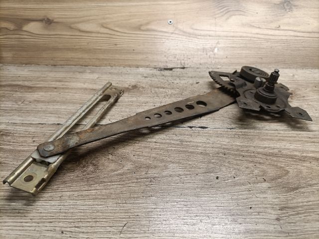 bontott MERCEDES-BENZ E-CLASS Jobb hátsó Ablakemelő Szerkezet (Mechanikus)