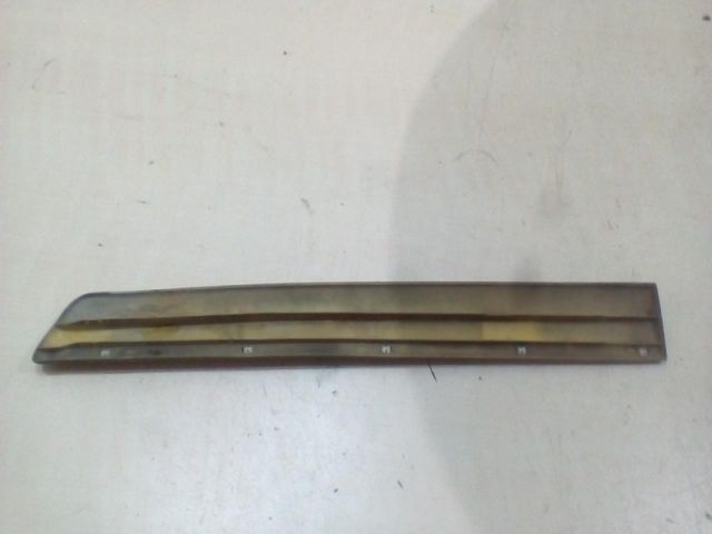 bontott MERCEDES-BENZ E-CLASS Jobb hátsó Ajtó Díszléc