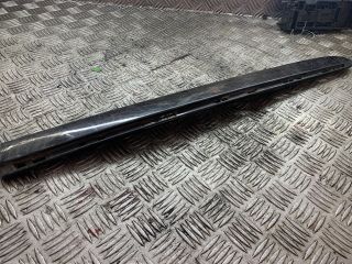 bontott MERCEDES-BENZ E-CLASS Jobb hátsó Ajtó Díszléc