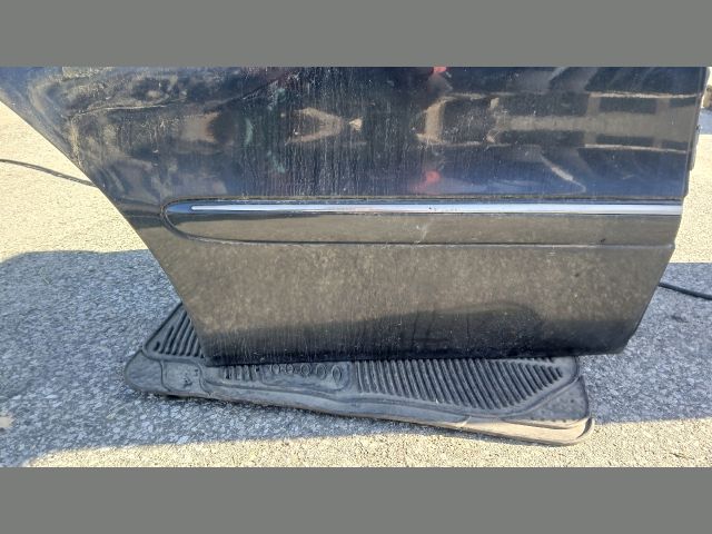 bontott MERCEDES-BENZ E-CLASS Jobb hátsó Ajtó (Részeivel)