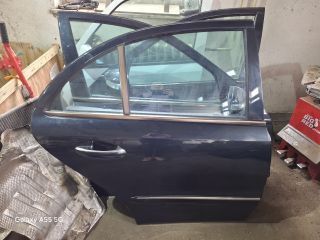 bontott MERCEDES-BENZ E-CLASS Jobb hátsó Ajtó (Részeivel)