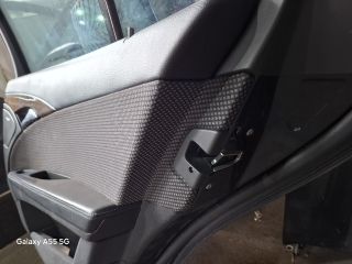 bontott MERCEDES-BENZ E-CLASS Jobb hátsó Ajtó (Részeivel)