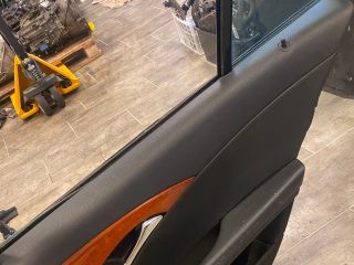 bontott MERCEDES-BENZ E-CLASS Jobb hátsó Ajtó (Részeivel)