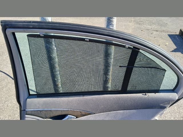 bontott MERCEDES-BENZ E-CLASS Jobb hátsó Ajtó (Részeivel)