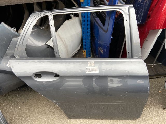 bontott MERCEDES-BENZ E-CLASS Jobb hátsó Ajtó (Üres lemez)