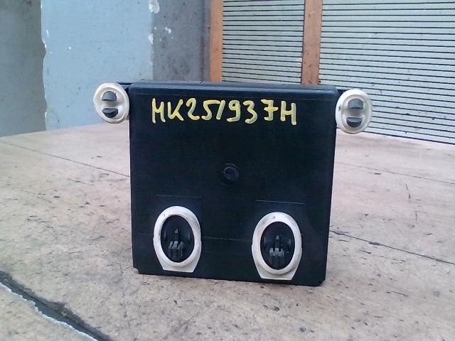 bontott MERCEDES-BENZ E-CLASS Jobb hátsó Ajtó Vezérlőegység