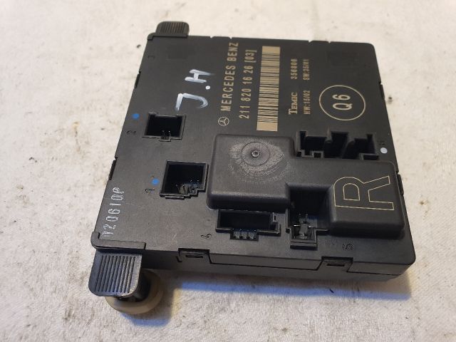 bontott MERCEDES-BENZ E-CLASS Jobb hátsó Ajtó Vezérlőegység