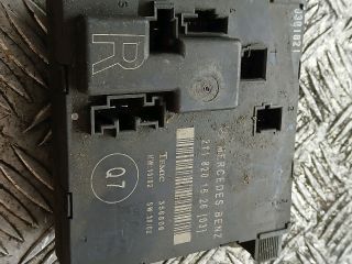 bontott MERCEDES-BENZ E-CLASS Jobb hátsó Ajtó Vezérlőegység