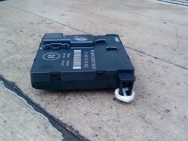 bontott MERCEDES-BENZ E-CLASS Jobb hátsó Ajtó Vezérlőegység