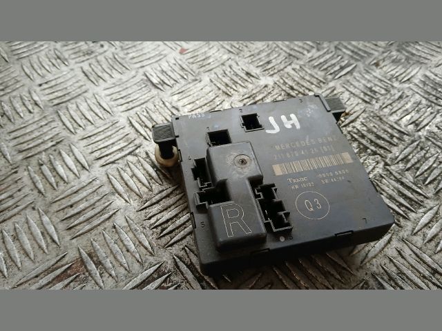 bontott MERCEDES-BENZ E-CLASS Jobb hátsó Ajtó Vezérlőegység