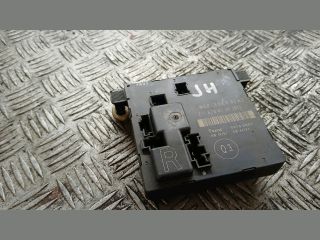 bontott MERCEDES-BENZ E-CLASS Jobb hátsó Ajtó Vezérlőegység