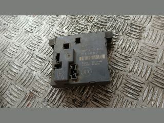 bontott MERCEDES-BENZ E-CLASS Jobb hátsó Ajtó Vezérlőegység