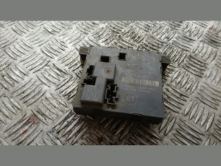 bontott MERCEDES-BENZ E-CLASS Jobb hátsó Ajtó Vezérlőegység