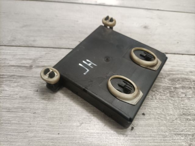 bontott MERCEDES-BENZ E-CLASS Jobb hátsó Ajtó Vezérlőegység