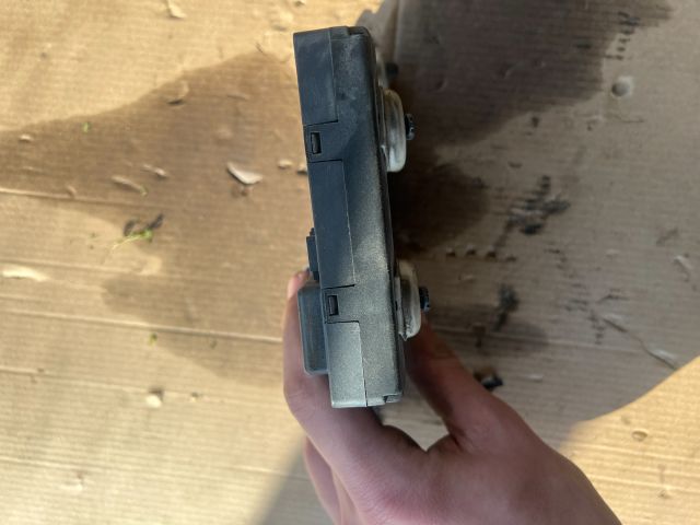 bontott MERCEDES-BENZ E-CLASS Jobb hátsó Ajtó Vezérlőegység