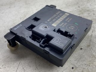 bontott MERCEDES-BENZ E-CLASS Jobb hátsó Ajtó Vezérlőegység