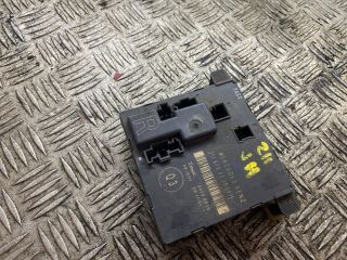 bontott MERCEDES-BENZ E-CLASS Jobb hátsó Ajtó Vezérlőegység