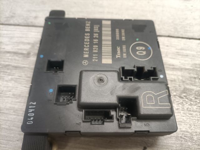 bontott MERCEDES-BENZ E-CLASS Jobb hátsó Ajtó Vezérlőegység
