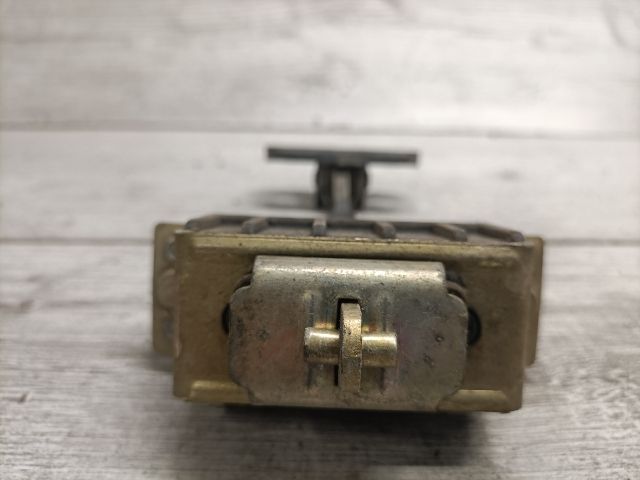 bontott MERCEDES-BENZ E-CLASS Jobb hátsó Ajtóhatároló