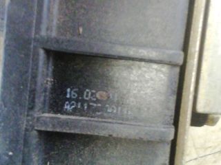 bontott MERCEDES-BENZ E-CLASS Jobb hátsó Ajtóhatároló