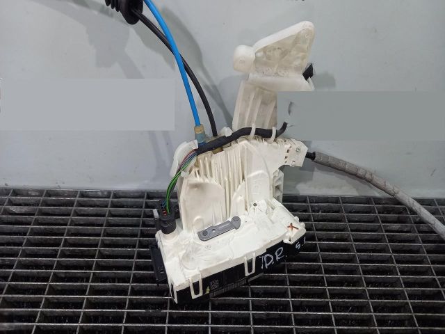 bontott MERCEDES-BENZ E-CLASS Jobb hátsó Ajtózár