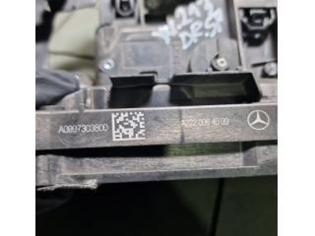 bontott MERCEDES-BENZ E-CLASS Jobb hátsó Ajtózár