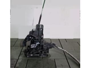 bontott MERCEDES-BENZ E-CLASS Jobb hátsó Ajtózár