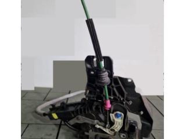 bontott MERCEDES-BENZ E-CLASS Jobb hátsó Ajtózár