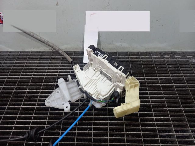 bontott MERCEDES-BENZ E-CLASS Jobb hátsó Ajtózár