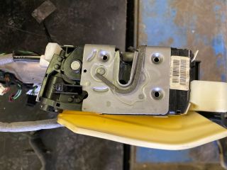 bontott MERCEDES-BENZ E-CLASS Jobb hátsó Ajtózár