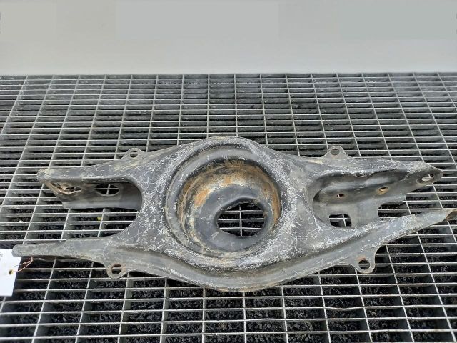 bontott MERCEDES-BENZ E-CLASS Jobb hátsó Alsó Lengőkar