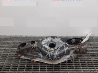 bontott MERCEDES-BENZ E-CLASS Jobb hátsó Alsó Lengőkar