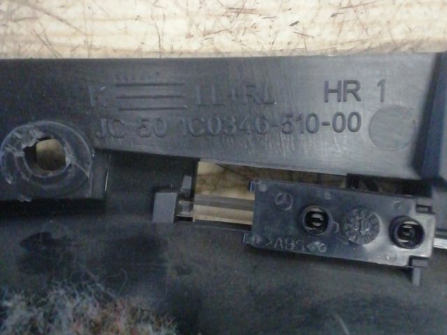 bontott MERCEDES-BENZ E-CLASS Jobb hátsó Belső Kilincs