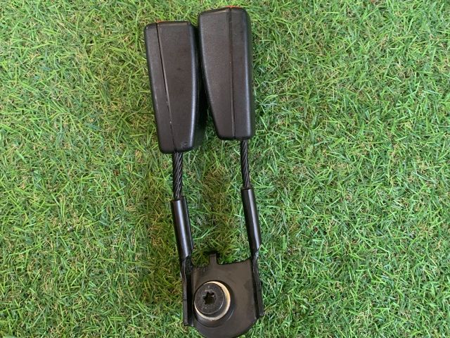 bontott MERCEDES-BENZ E-CLASS Jobb hátsó Biztonsági Öv Csat