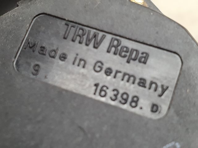 bontott MERCEDES-BENZ E-CLASS Jobb hátsó Biztonsági Öv