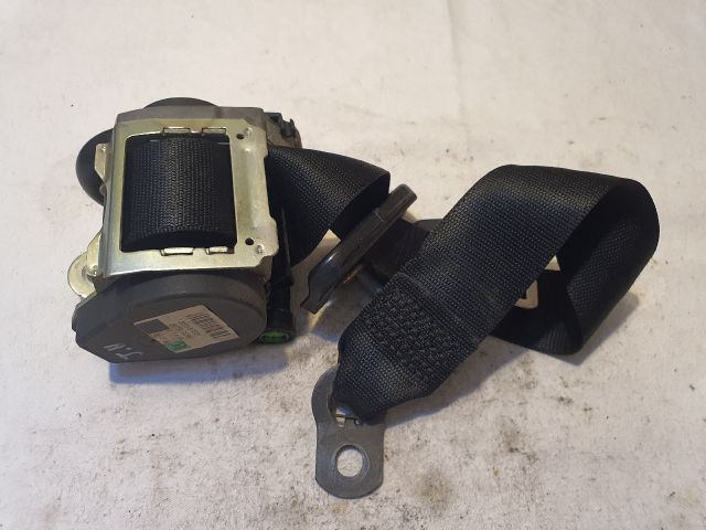 bontott MERCEDES-BENZ E-CLASS Jobb hátsó Biztonsági Öv